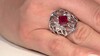 Zilveren ring met een Madagaskar Robijn (de Melo Essence)