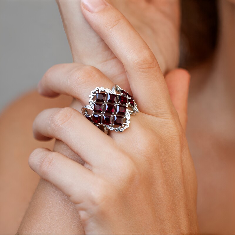 Mosambik-Granat-Silberring