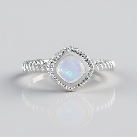 Bague en argent et Opale Welo