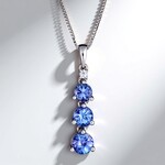 Collana in oro con Tanzanite AAA