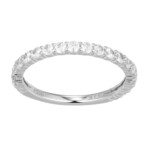 Zilveren ring met zirkonen