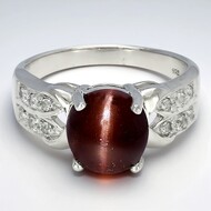 Bague en argent et Scapolite œil-de-chat