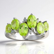 Jilin-Peridot-Silberring (de Melo Essence)