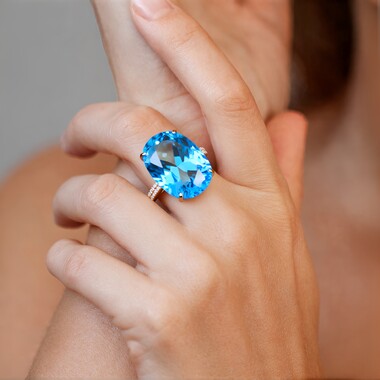 Anillo en oro con Topacio de Marambaia (AMAYANI)