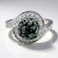 Zilveren ring met een sneeuwvlokken obsidiaan