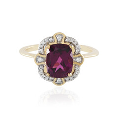 9K Magenta Garnet Gold Ring