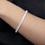 Zilveren armband met een witte topaas