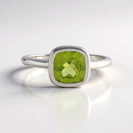 Anello in argento con Peridoto