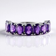 Anillo en plata con Amatista de Zambia