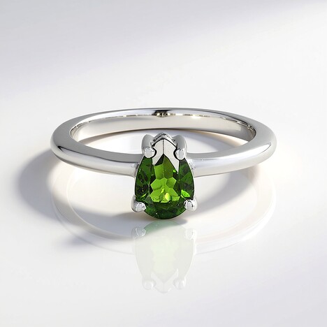 Bague en argent et Diopside de Russie