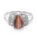 Zilveren ring met een rode tijgeroog