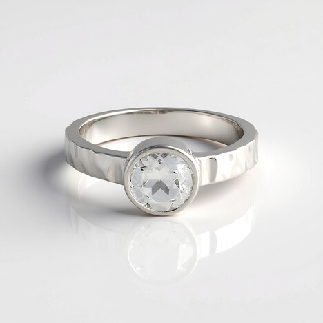 Anello in argento con Topazio Bianco