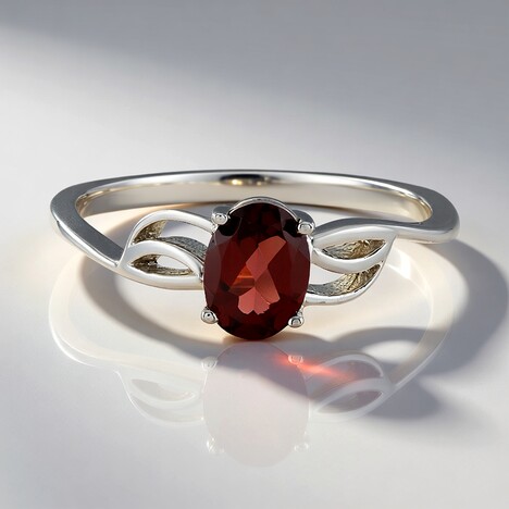 Anello in argento con Granato Mozambico