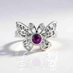 Anillo en plata con Granate Magenta