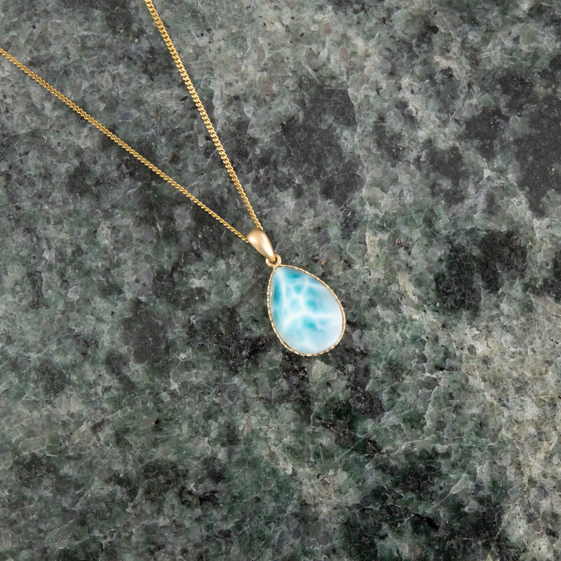 Larimar-Goldanhänger