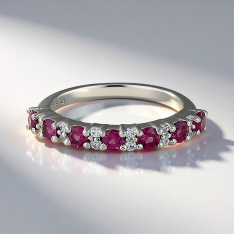 Anello in argento con Rodolite