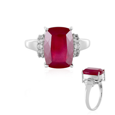 Anello in argento con Rubino del Madagascar