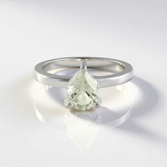 Anello in argento con Ametista Verde