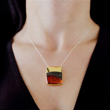 Colgante en plata con Piedra preciosa (dagen)