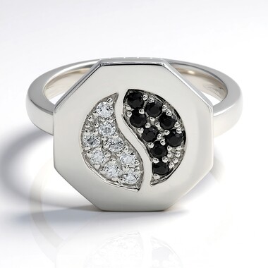 Anillo en plata con Topacio blanco