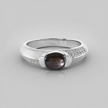 Anello in argento con Zaffiro Stellato Nero