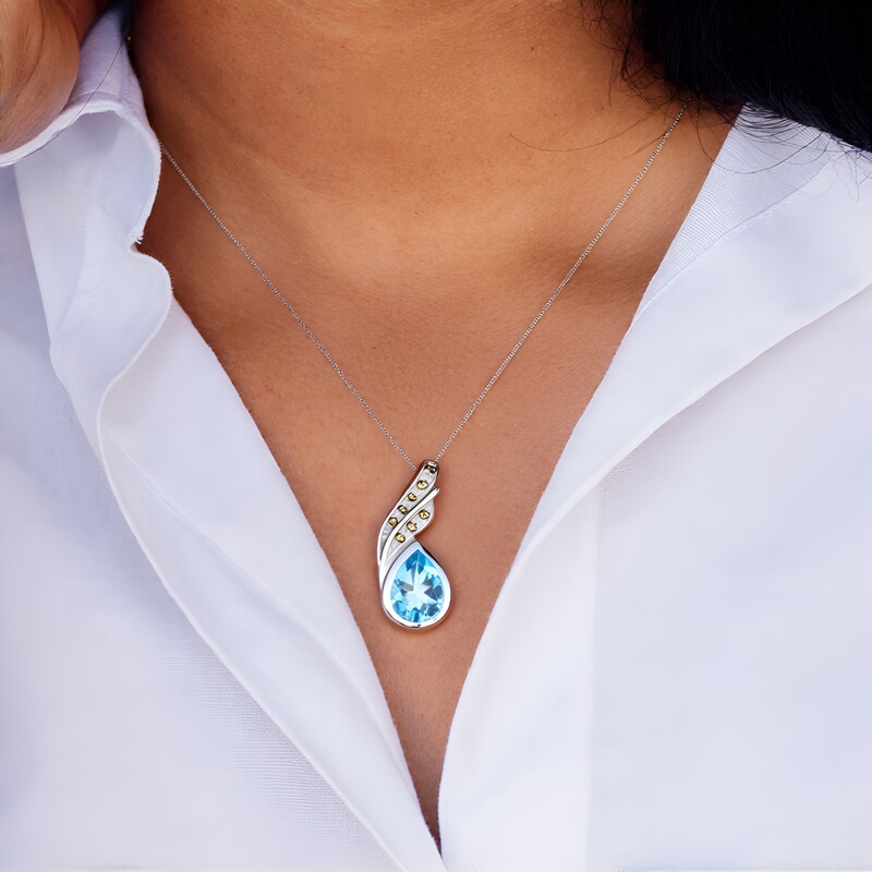 Colgante en plata con Topacio azul cielo (Annette classic)