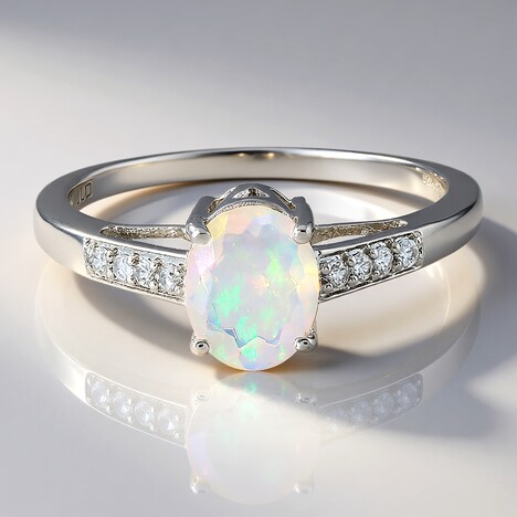 Anello in argento con Opale di Welo