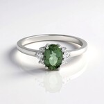 Anello in argento con Apatite Cromo
