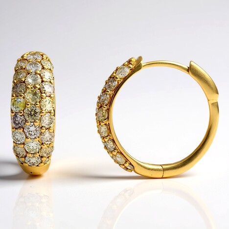 Orecchini in oro con Diamante Fancy SI2 (CIRARI)