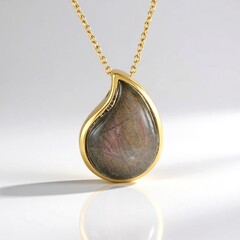 Collana in argento con Labradorite Ramata Maniry (KM by Juwelo)