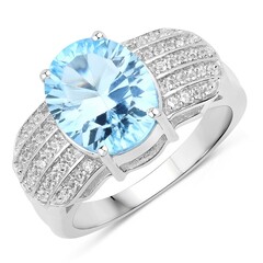 Bague en argent et Topaze bleu ciel