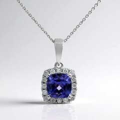Collana in oro con Tanzanite AAA