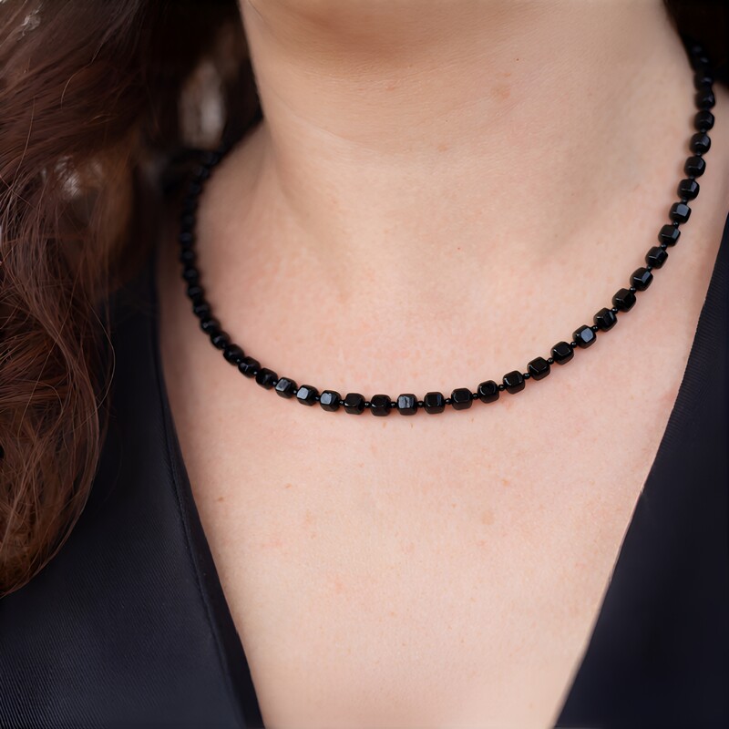 Collar en plata con Ónix negro