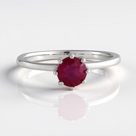 Anello in argento con Rubino Bemainty