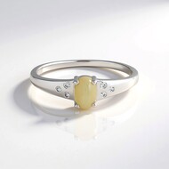 Zilveren ring met een Kattenoog kwarts