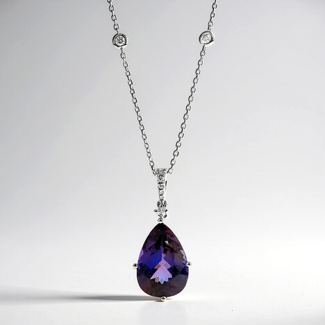 Collana in oro con Tanzanite (non riscaldata) (CIRARI)