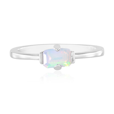 Anello in argento con Opale di Welo