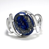 Zilveren ring met een lapis lazuli