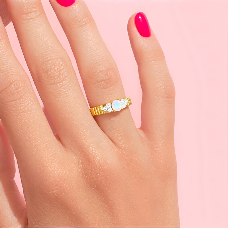 Anillo en plata con Ópalo de Welo