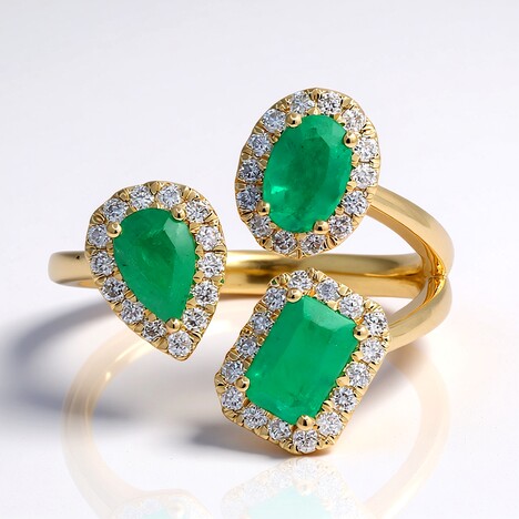 Anello in oro con Smeraldo Zambia AAA (CIRARI)