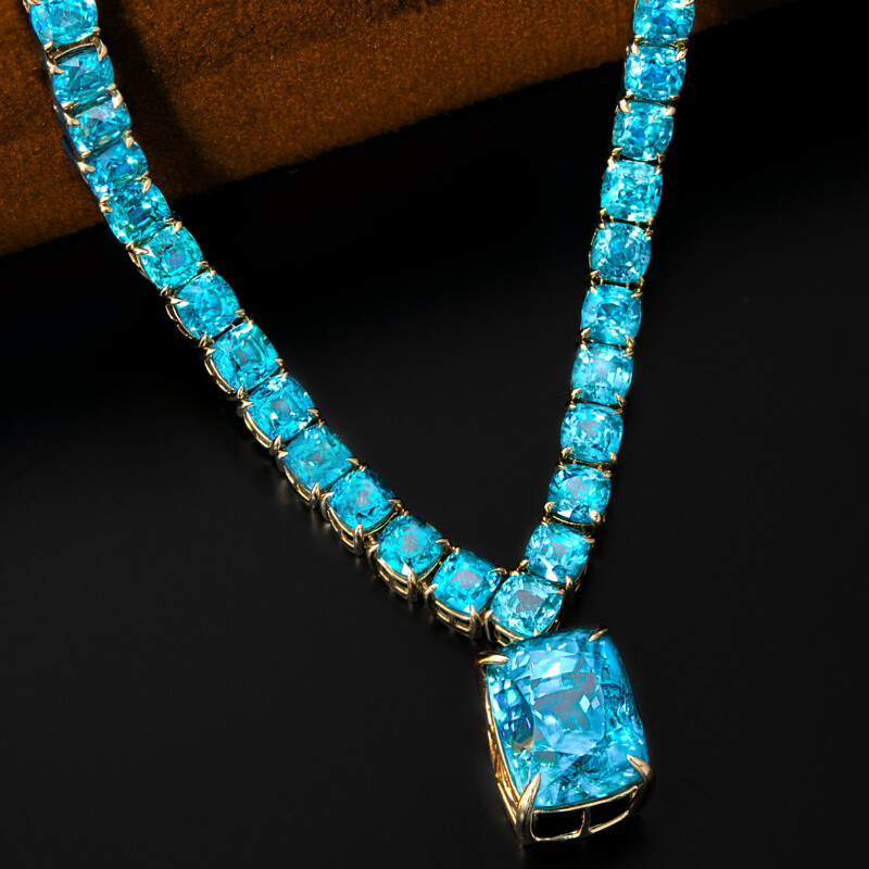 Ratanakiri-Zirkon-Goldcollier (AMAYANI)