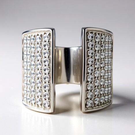 Anello in argento con Topazio Bianco