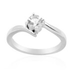 Zilveren ring met een danburiet