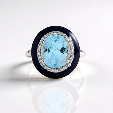 Zilveren ring met een Zwitsers-blauwe topaas
