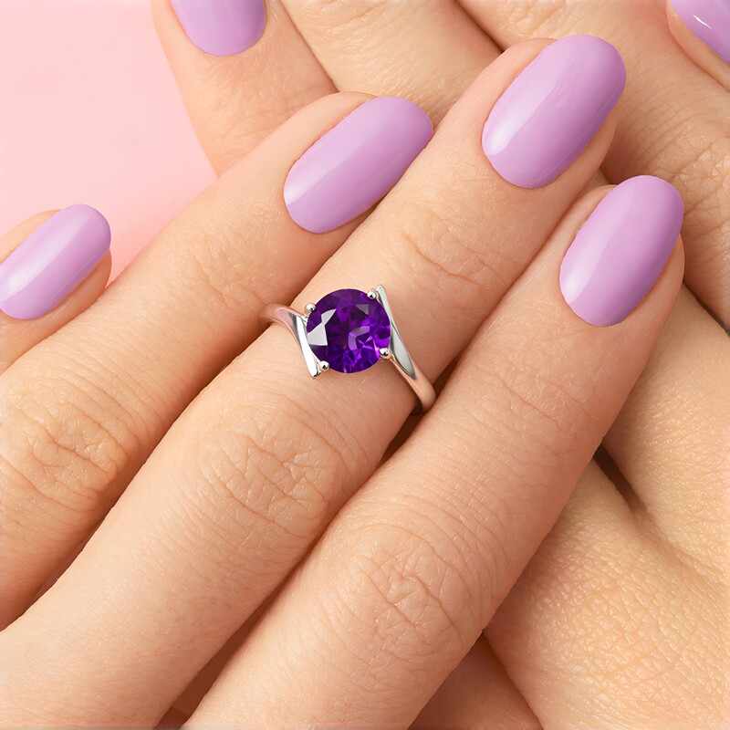 Anello in argento con Ametista Siberiana