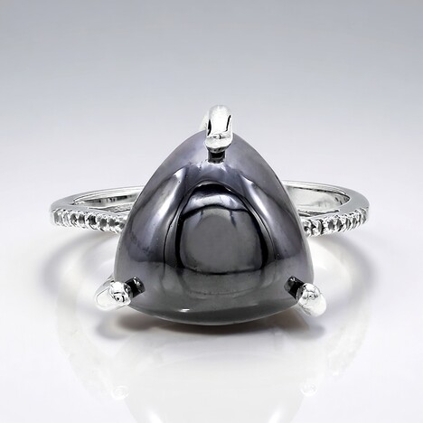 Anello in argento con Ematite Nera