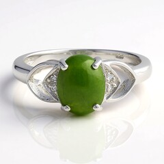 Anello in argento con Crisoprasio Imperiale