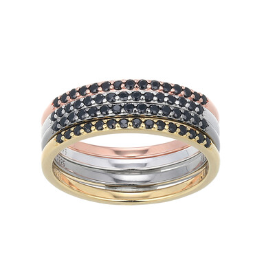 Zilveren ring met zwarte spinelstenen