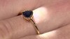 Anillo en plata con Zafiro azul de Madagascar