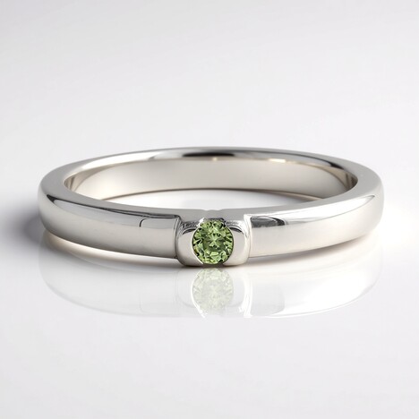 Anello in argento con Demantoide del Madagascar (John Ferry)